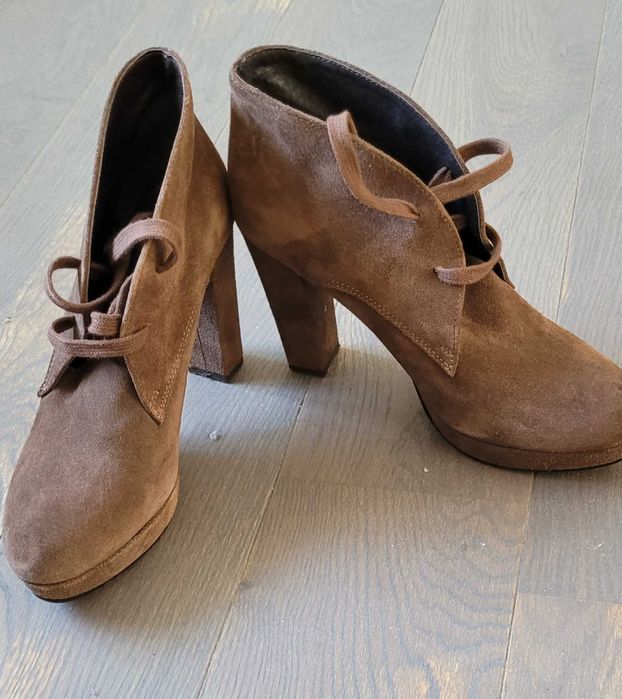 Ботильоны Benetton  39 размер замш натуральный состояние новых