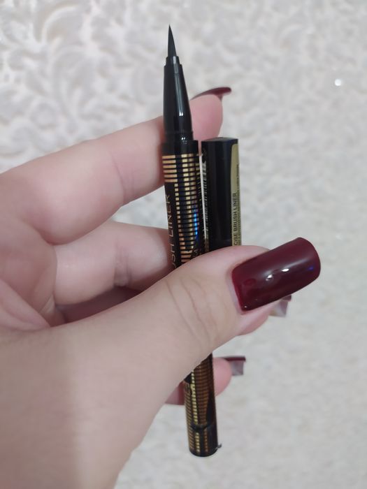 Женская подводки для глаз "Eveline"