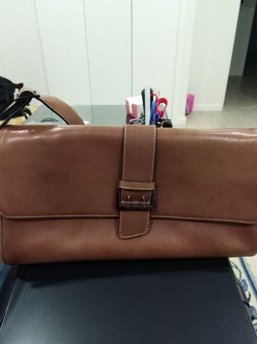 Mala de pele da marca Ruika