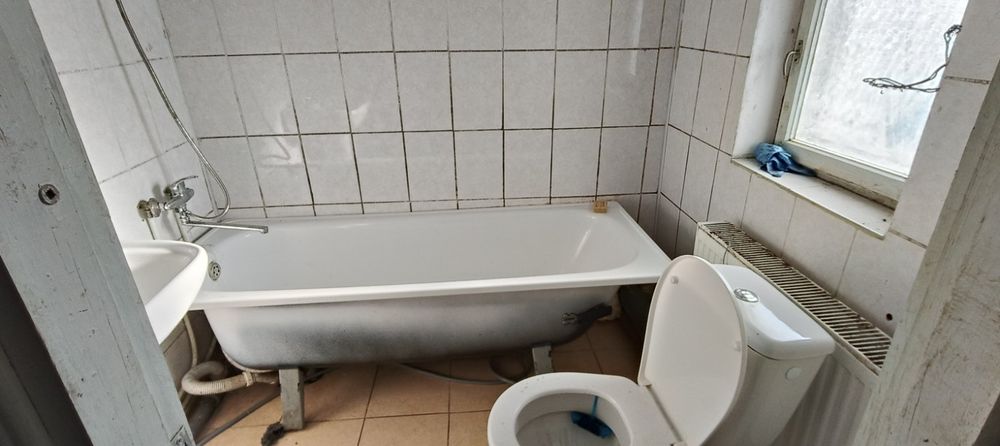 Продам житловий будинок в селі Пекалів