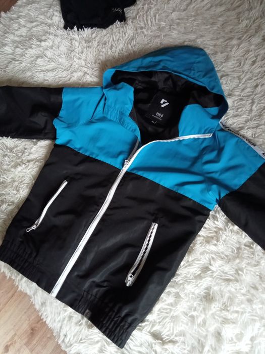 Kurtka wiatrówka chłopięca r.158