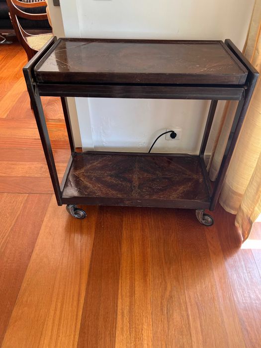 Carrinho de Bar / Chá /Mesa Vintage em Madeira Escura com Rodas