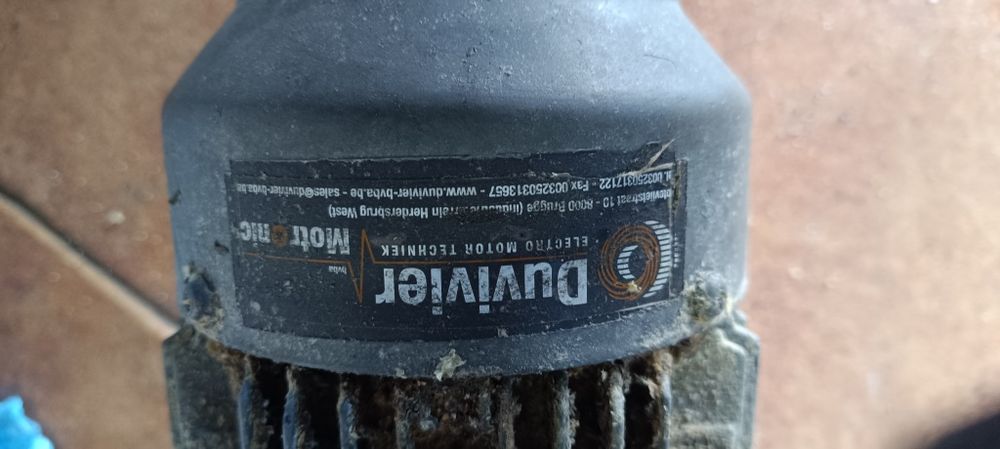 Silnik z przekładnią