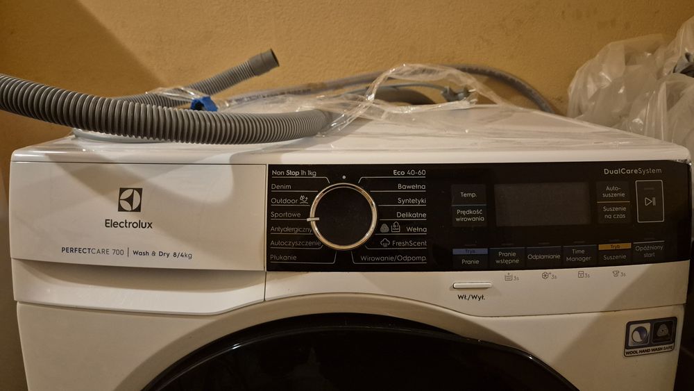 Pralko-suszarka Electrolux DualCare 700 EW7W268SP