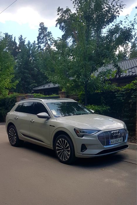 Audi e-tron 55 quattro
