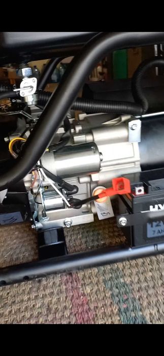 Генератор Газ/Бензин 3KW HYUNDAI HHY 3050FE