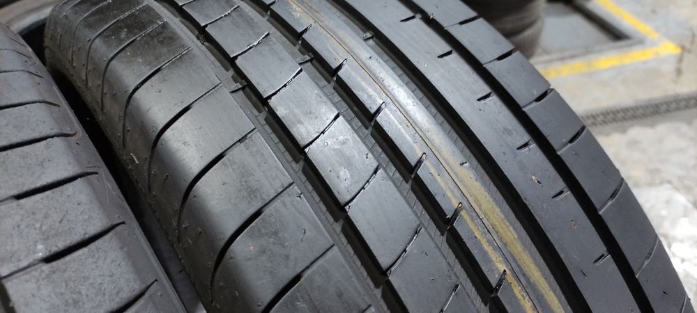 Pneus 235/45/20  semi novos