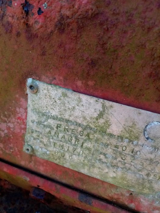 Fresa totalmente revista com 3 abre regos