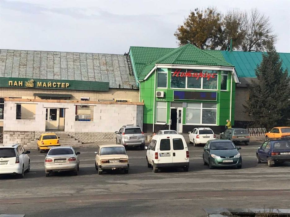 Нежитлова будівля 244.8 м2, 0.04 га, Малин, вулиця Винниченка 20