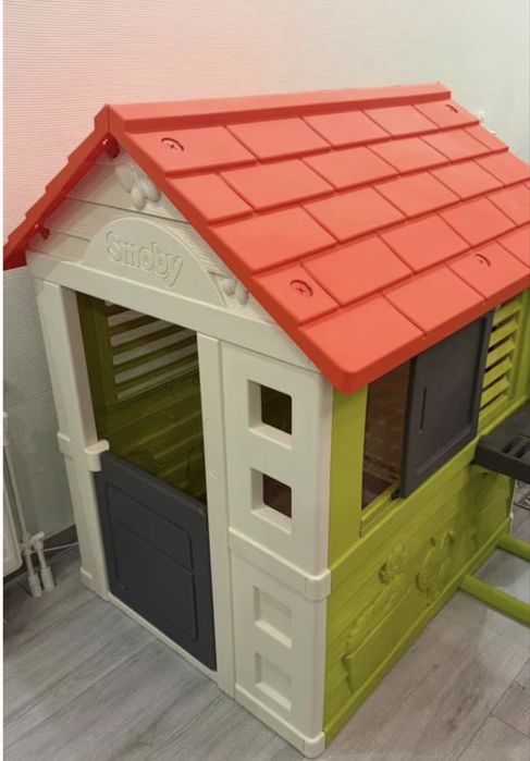 Ігровий будиночок с кухнею