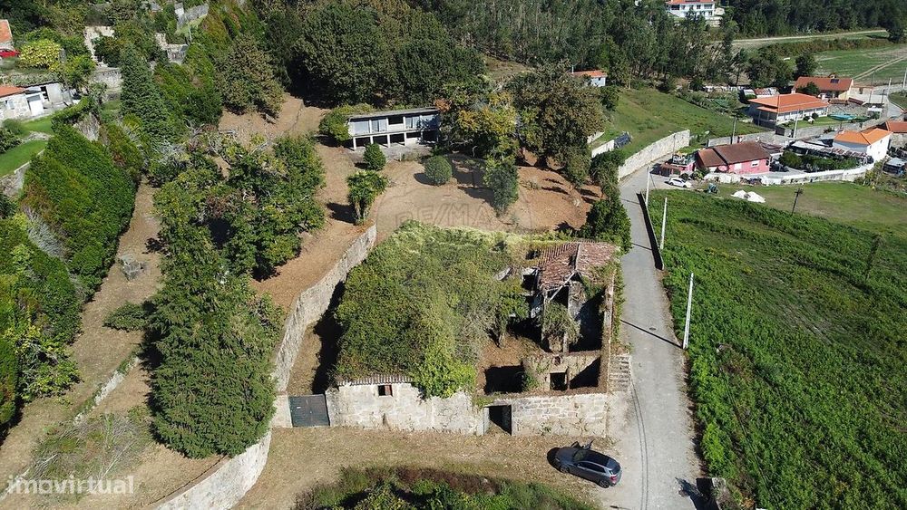 Moradia T4 para venda