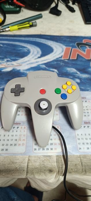 Nintendo 64 NTSCJ com jogo