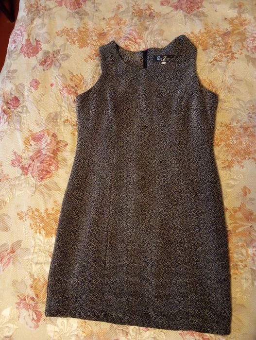 Віддам пакет речей жіночих розмір 42-44