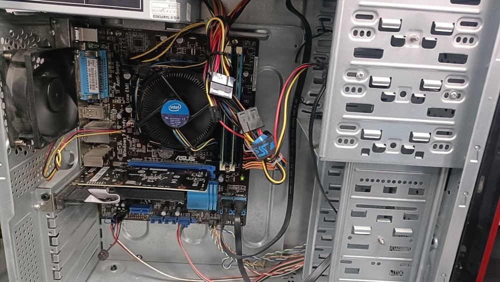 Computador i5/SSD 500GB Windows 11