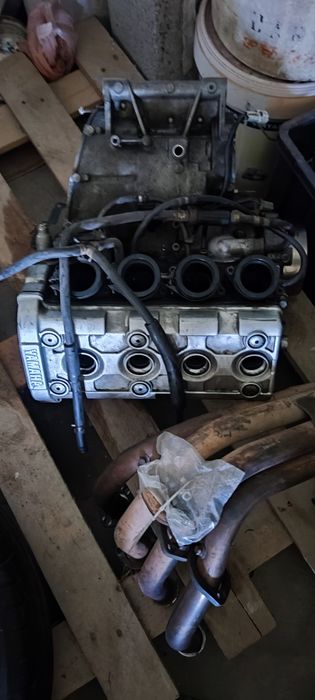 Motor Yamaha r6 2001 avariado Abação E Gémeos • OLX Portugal