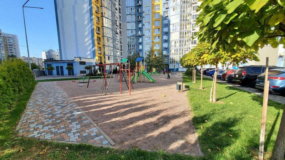 Продам 2к квартиру на Позняках вул. Вишняківська 2