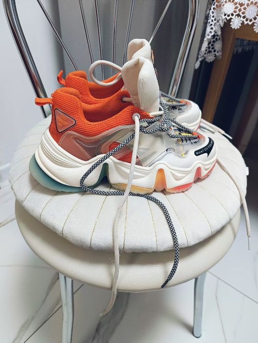 Buty sportowe...