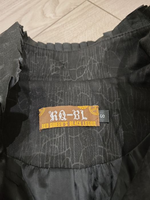 Czarny żakiet w stylu gotyckim S