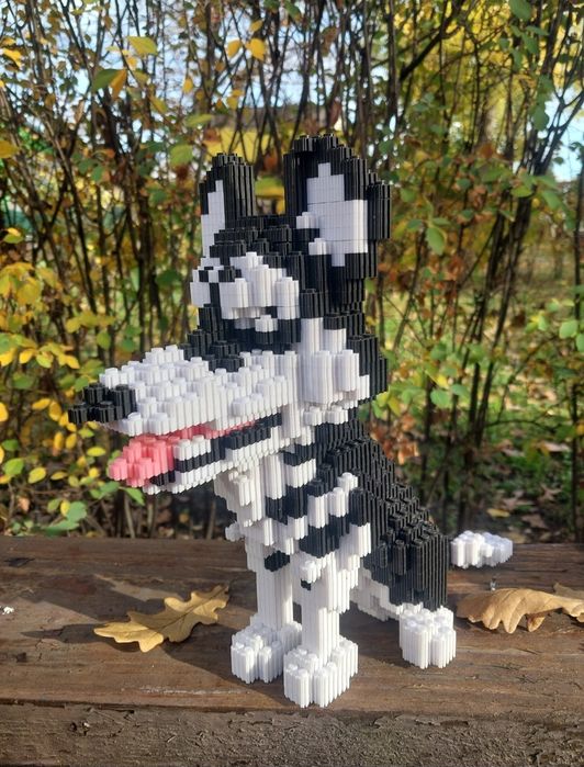 Конструктор  Такса, Хаскі з мікроблоків.  ( Bearbrick )
2000 деталей