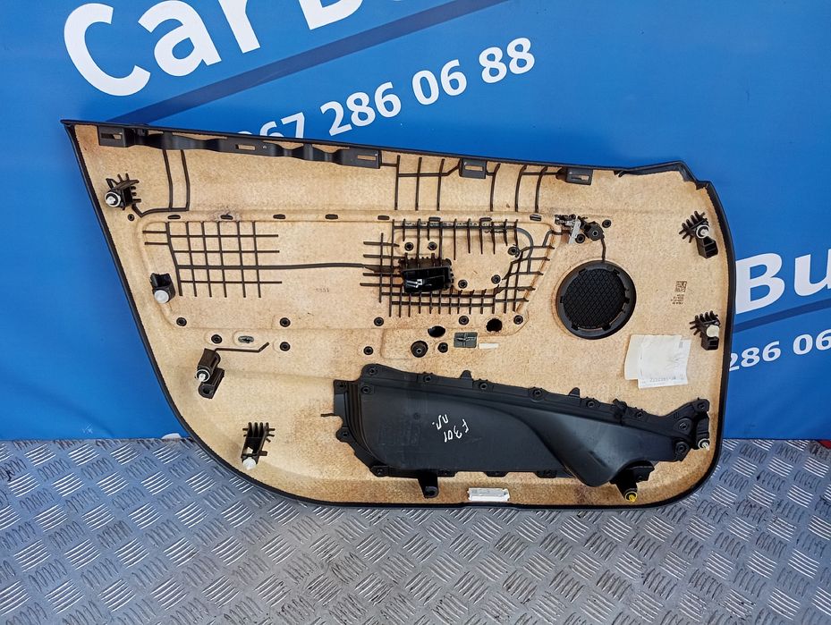 Карта дверей БМВ 3 Ф30 накладка передня права BMW 3 F30 шрот