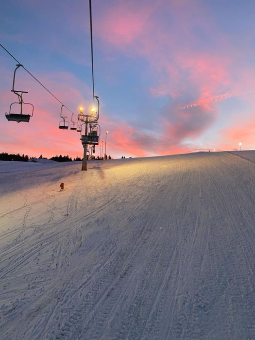 WOLNE TERMINY NA FERIE ZIMOWE! Apartament przy stoku narciarskim.