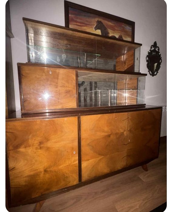 Kredens PRL wysoki połysk