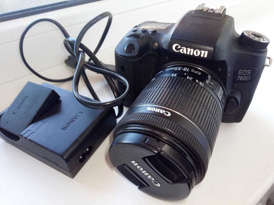 Фотоапарат Canon EOS 760D, об'єктив 18-55