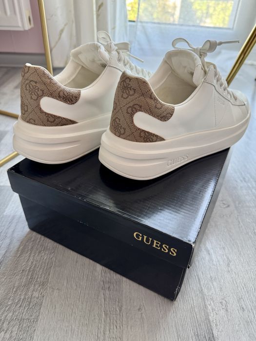 Sneakersy damskie GUESS