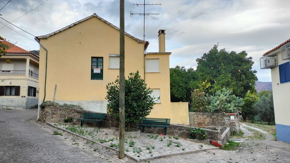 Moradia T3 em Torre - Louriçal do Campo