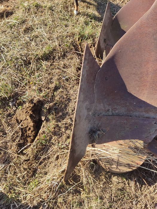 Плуг 2 35 заводський