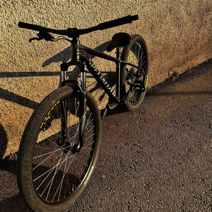 Bicicleta specialized rock hopper 29 sport 2022 VENDO PRA DESPACHAR