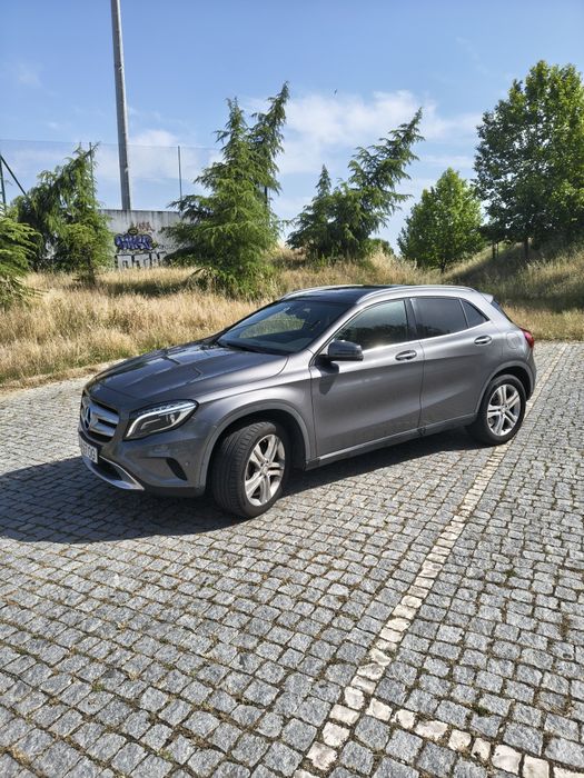 Mercedes GLA 180 automático