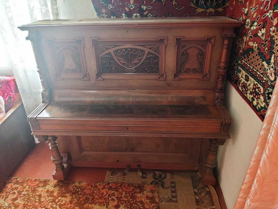 Антикварне німецьке піаніно Carl H. Hintze