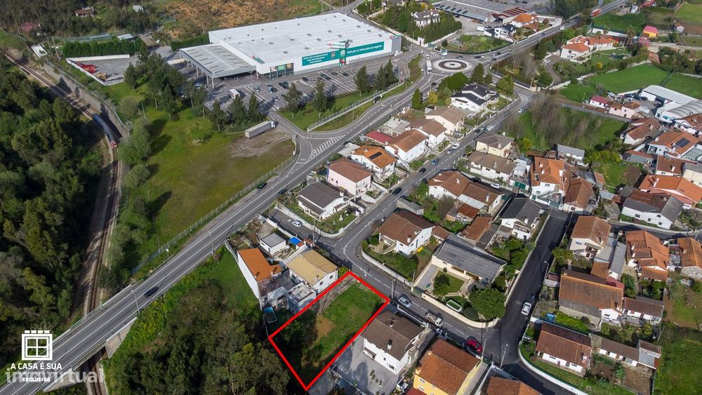 Terreno c/ 530 m2 em Sanfins, S.M. Feira - Exclusivo