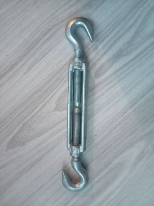 Śruba rzymska 30zl sztuka