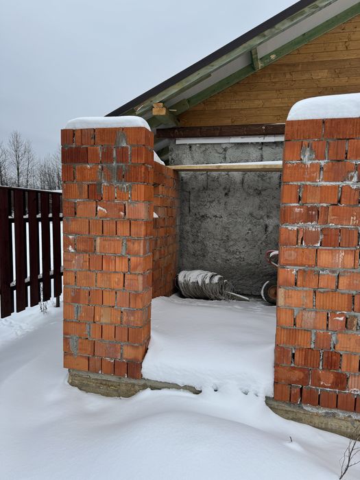 Продам недобудований будинок  170 квадратів+ тераса 60 квадратів