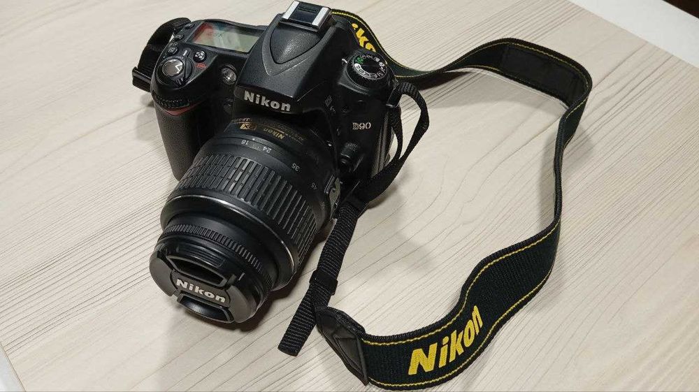 Фотоапарат Nikon D90 КІТ Nikon DX AF-S Nikkor 18-55mm