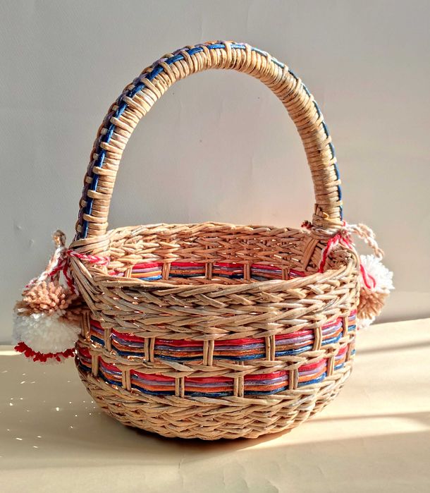 Кошик плетений до Великодня