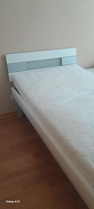 Dwa łóżka pojedyncze