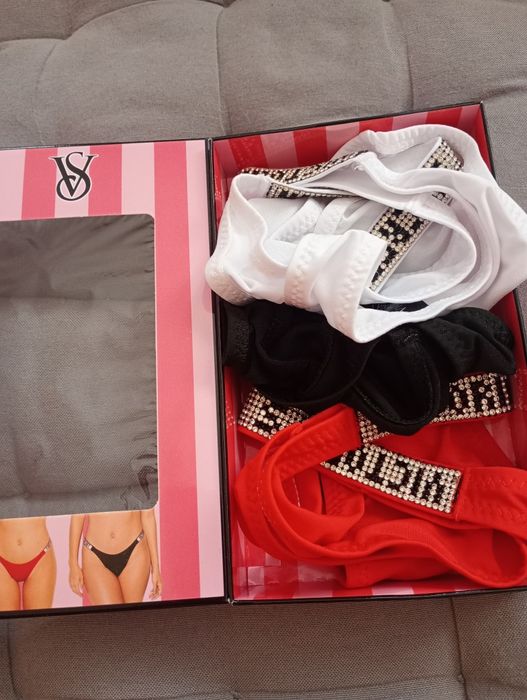 Damskie stringi Victoria's secret 3 szt