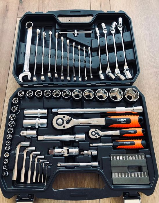 Klucze, zestaw, walizka,NEO, nowe