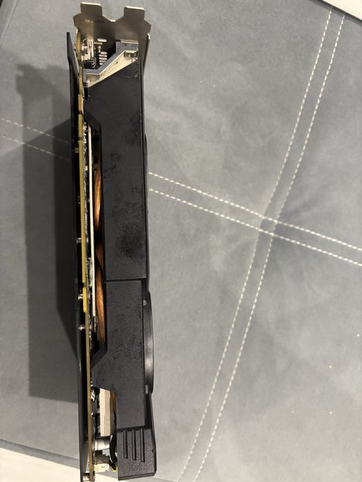 Продам відеокарту Radeon rx470-4GB