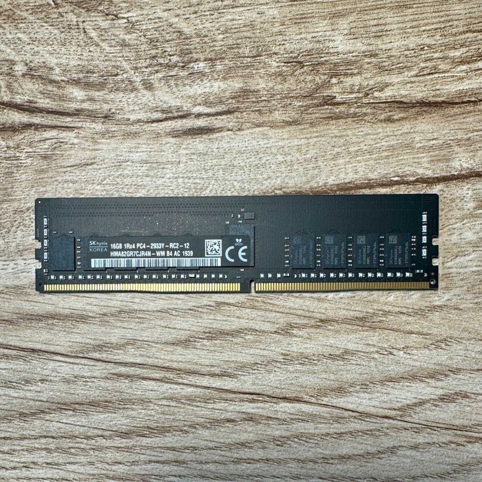 Оперативна пам'ять DDR4 ECC 16GB SK hynix