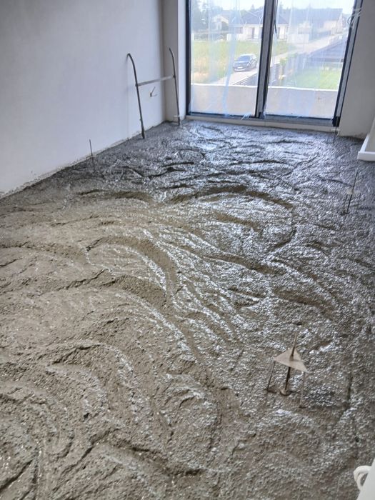 Płynny styropian styrobeton posadzki anhydrytowe