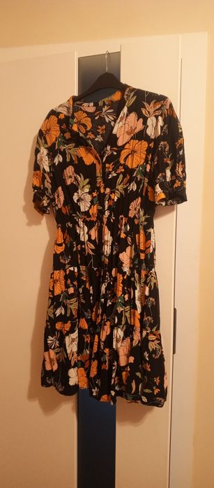 Wiosenna sukienka rozmiar 44