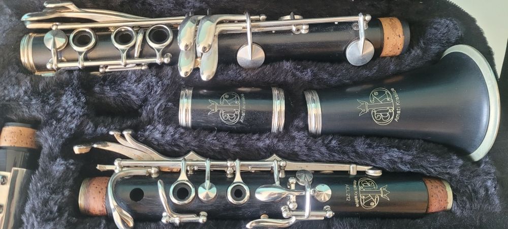 Кларнет Amati  ACL12