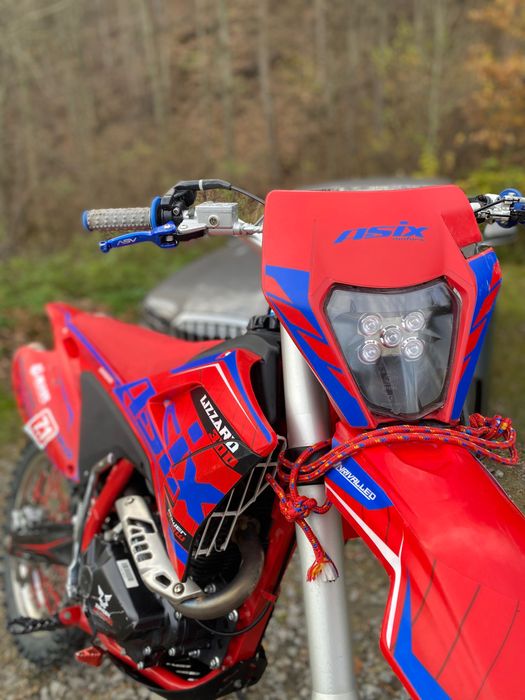 Cross asix lizard 300 JAK NOWY