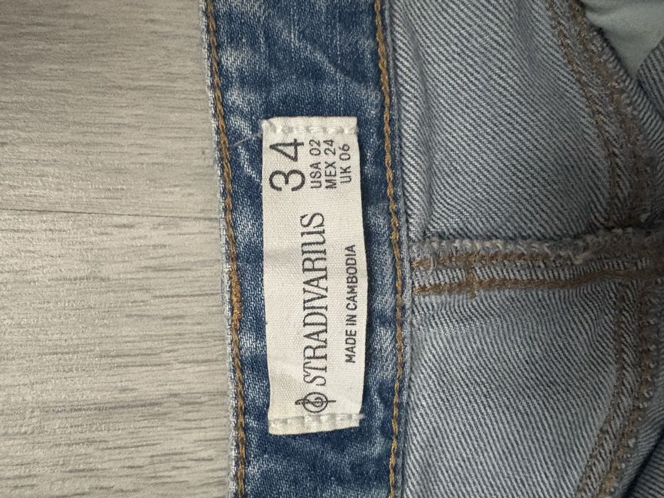Spodnie jeansy szerokie, stradivarius rozm.34