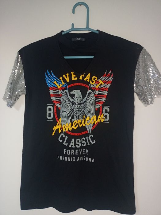 Bawełniany czarny  t-shirt z cekinami LSK S,
Od pachy do pachy 51 cm
R
