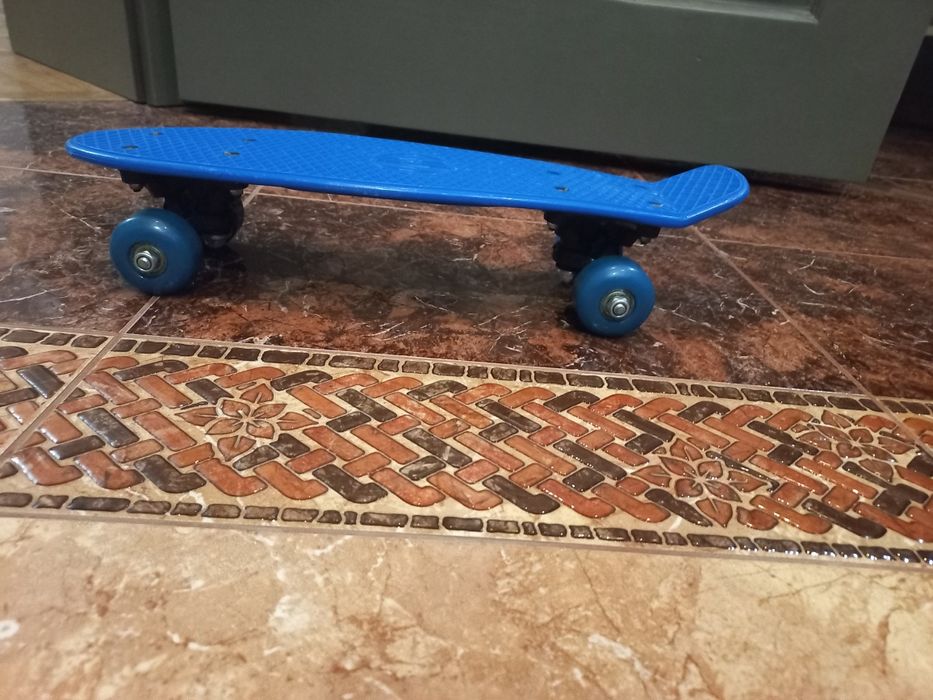 Дитячий скейт синій
